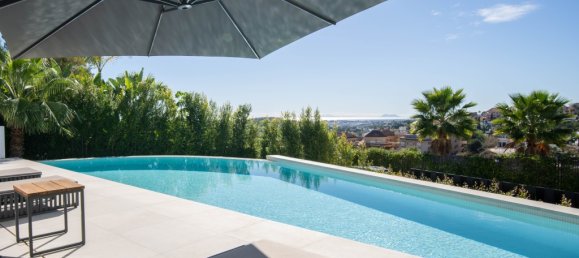 4 bedrooms Villa in Marbella, Spain No. 53395 22