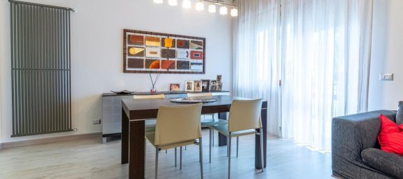 3 rooms Apartment in Latina, Italy No. 266028 4