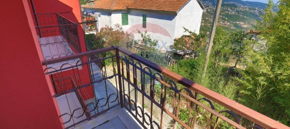 6 rooms Apartment in Leivi, Italy No. 116849 24