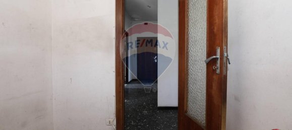 6 rooms Apartment in Leivi, Italy No. 116849 15