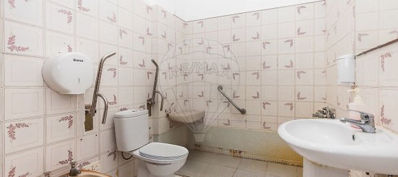 Almacén en Lourinha, Portugal 1280 m² No. 65453 11