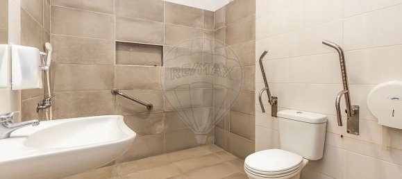 Almacén en Lourinha, Portugal 1280 m² No. 65453 39