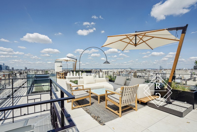 4 bedrooms Duplex in Paris, France No. 179456