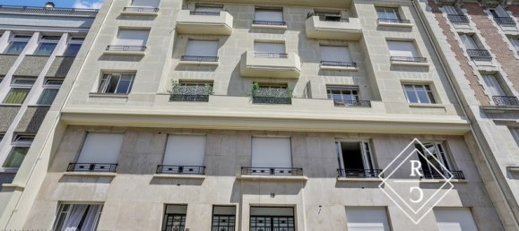 4 bedrooms Duplex in Paris, France No. 179456 16