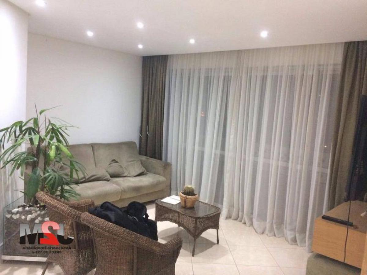 Apartamento de 3 dormitorios en Sao Paulo, Brazil No. 515125