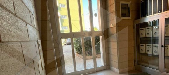 Квартира с 2 спальнями в Бари, Италия № 31445 3