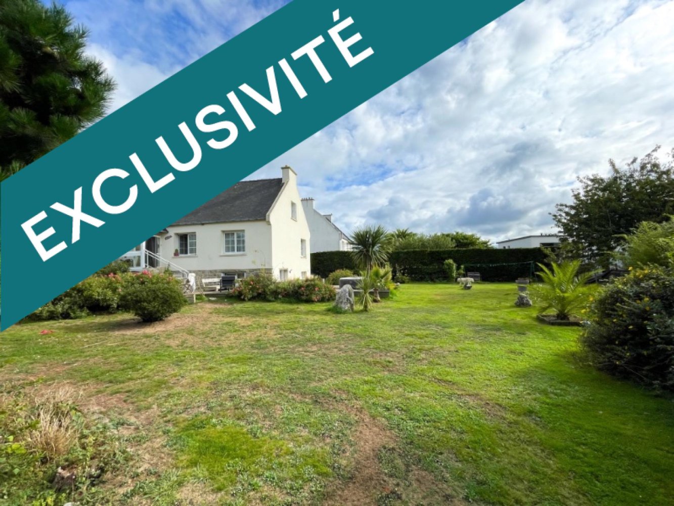 6 bedrooms House in Carantec, France No. 331037