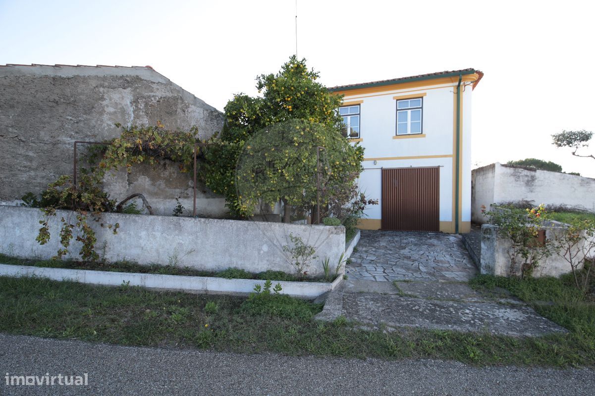 Casa de 3 dormitorios en Mouriscas, Portugal No. 171982