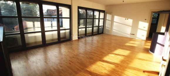 4 bedrooms Apartment in Cermenate, Italy No. 76567 2
