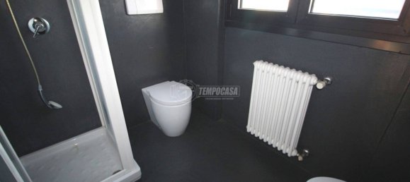 4 bedrooms Apartment in Cermenate, Italy No. 76567 14