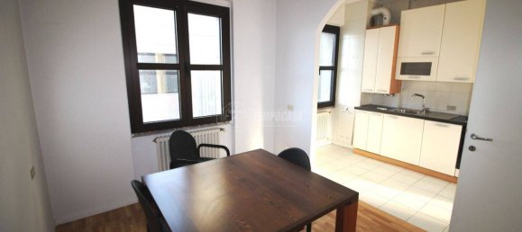 4 bedrooms Apartment in Cermenate, Italy No. 76567 10