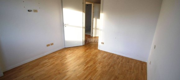 4 bedrooms Apartment in Cermenate, Italy No. 76567 16
