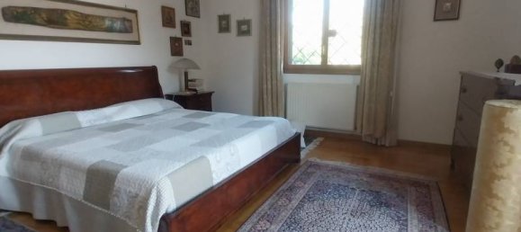 4 bedrooms Apartment in Rome, Italy No. 13595 29