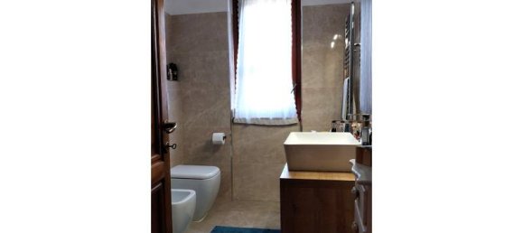 4 bedrooms Apartment in Rome, Italy No. 13595 28