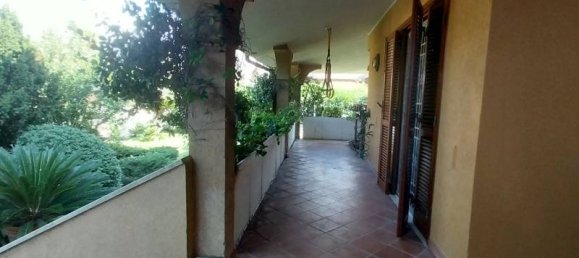 4 bedrooms Apartment in Rome, Italy No. 13595 40
