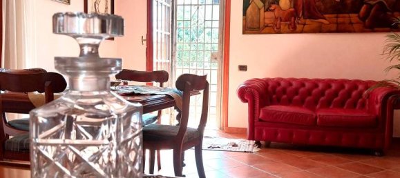 4 bedrooms Apartment in Rome, Italy No. 13595 7