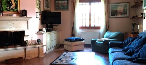 4 bedrooms Apartment in Rome, Italy No. 13595 8
