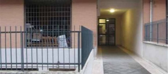 3 rooms Apartment in Rome, Italy No. 296740 8