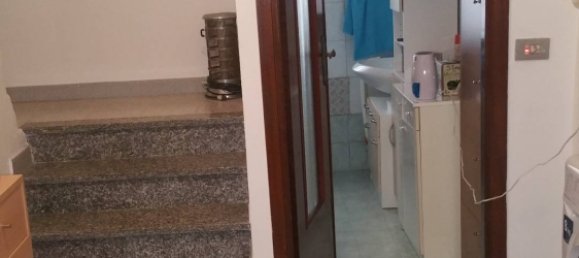 2 bedrooms House in Front, Italy No. 55463 7