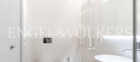 3 bedrooms Apartment in Naples, Italy No. 358876 22