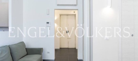 3 bedrooms Apartment in Naples, Italy No. 358876 9