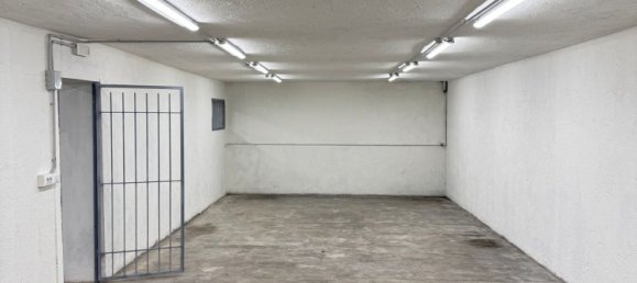 Lagerhaus in Varese, Italy 131m², Nr. 308065 2