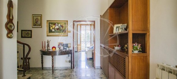 6 rooms House in Calenzano, Italy No. 21607 46