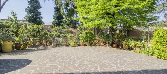 6 rooms House in Calenzano, Italy No. 21607 5