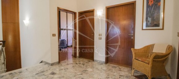6 rooms House in Calenzano, Italy No. 21607 54