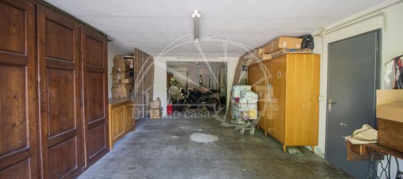 6 rooms House in Calenzano, Italy No. 21607 42