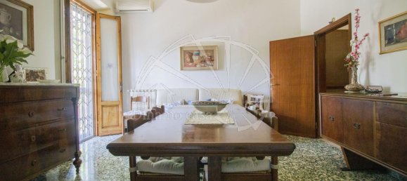 6 rooms House in Calenzano, Italy No. 21607 73
