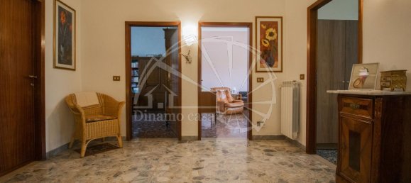 6 rooms House in Calenzano, Italy No. 21607 23