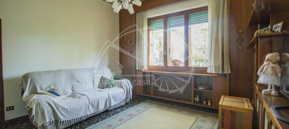 6 rooms House in Calenzano, Italy No. 21607 45