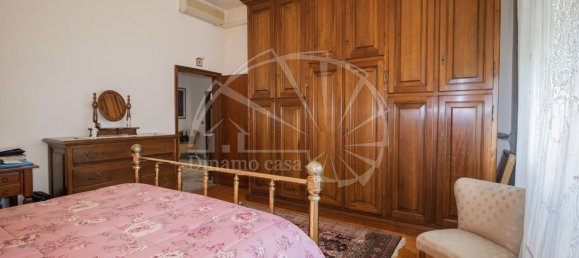 6 rooms House in Calenzano, Italy No. 21607 58