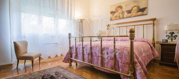 6 rooms House in Calenzano, Italy No. 21607 25