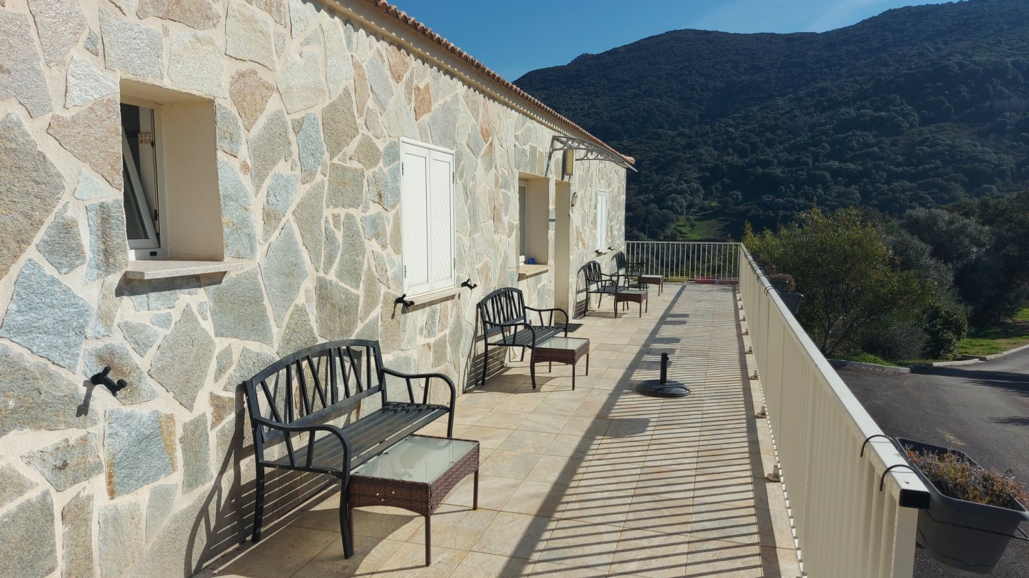 Casa de 13 dormitorios en Sollacaro, France No. 81142