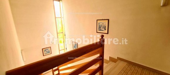 Almacén de 5 habitaciónes en Gambassi Terme, Italy No. 335407 6