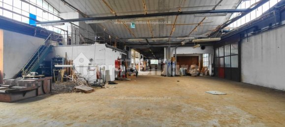 Almacén de 5 habitaciónes en Gambassi Terme, Italy No. 335407 11