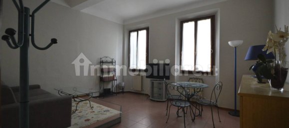 Apartamento de 1 dormitorio en Florence, Italy No. 330124 3
