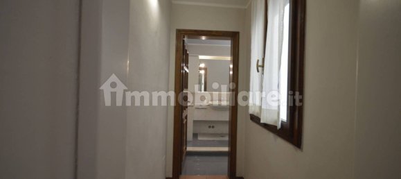 Apartamento de 1 dormitorio en Florence, Italy No. 330124 15