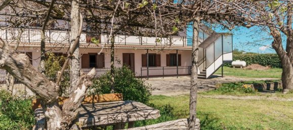 10 rooms House in Vigone, Italy No. 189602 3