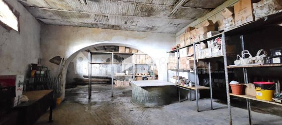 270m² Warehouse in Naples, Italy No. 377231 11