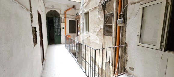 270m² Warehouse in Naples, Italy No. 377231 16