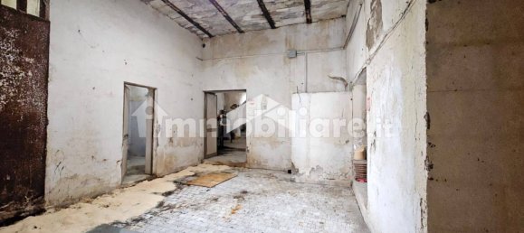 270m² Warehouse in Naples, Italy No. 377231 9