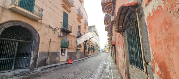 270m² Warehouse in Naples, Italy No. 377231 26