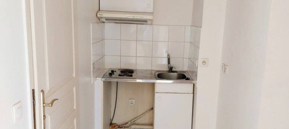 Studio in Levallois-Perret, France, Nr. 311012 6