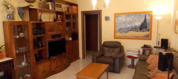 5 rooms Apartment in Colli del Tronto, Italy No. 111622 3
