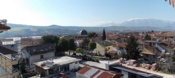 5 rooms Apartment in Colli del Tronto, Italy No. 111622 22