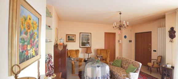 3 bedrooms Apartment in Bitetto, Italy No. 365270 2