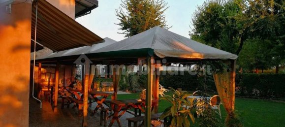 12 bedrooms House in Marcon, Italy No. 251008 6